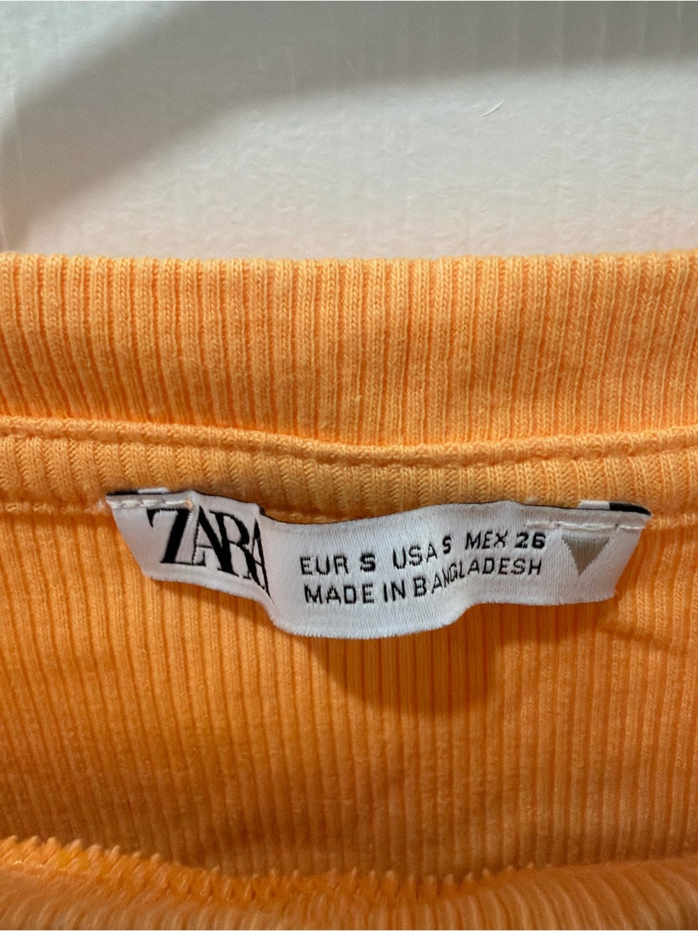 Zara Peach-Orange Ribbed Top with Ruffle Sleeves - Picture 2 of 3
